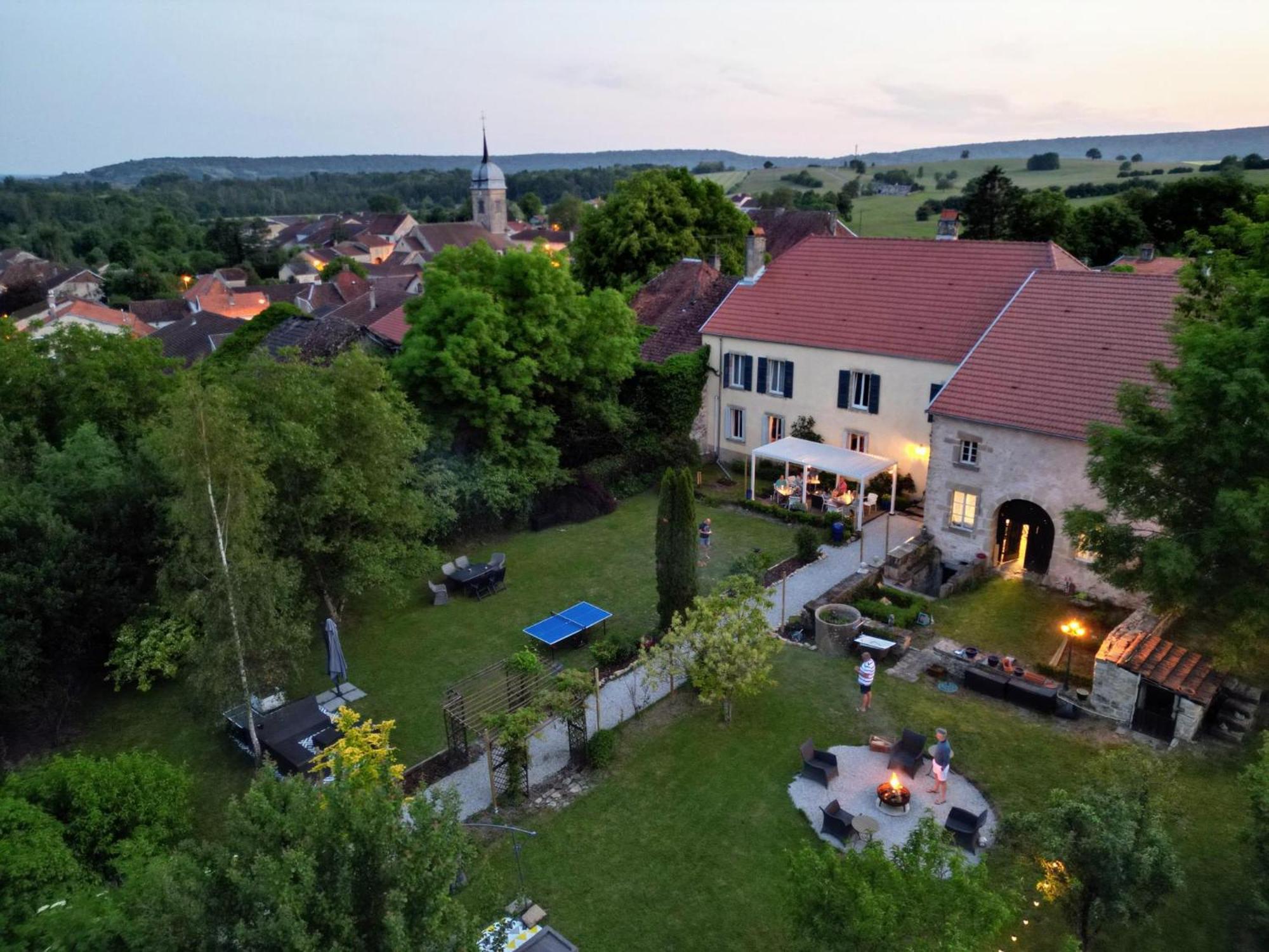 Maison Egalite Melay  Kültér fotó